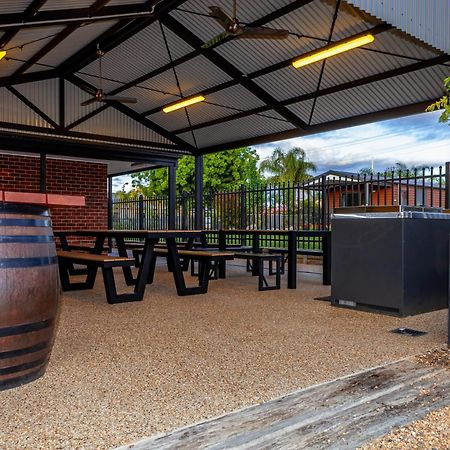 Hotel Big4 Albury Tourist Park Esterno foto